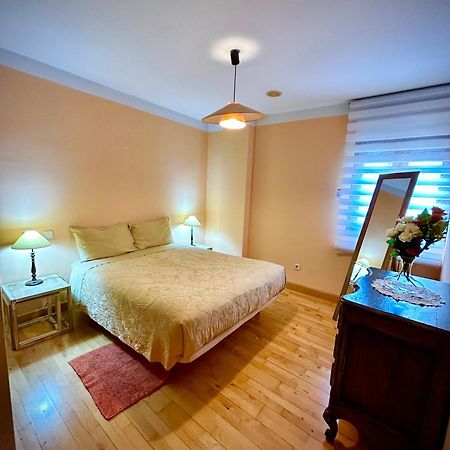 Vivienda Rectorado 2 Apartment Salamanca Bagian luar foto