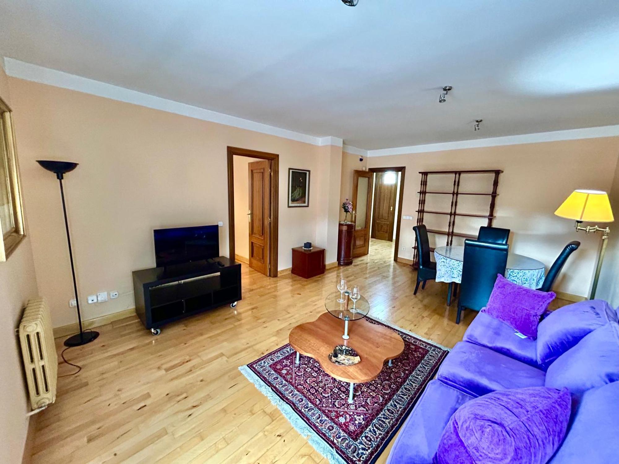 Vivienda Rectorado 2 Apartment Salamanca Bagian luar foto